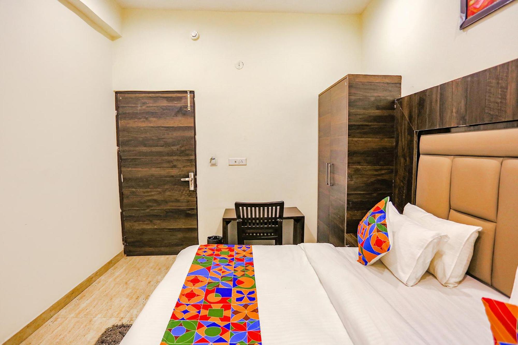 Fabhotel The Kiara Near Igi Delhi Airport Нью-Делі Екстер'єр фото